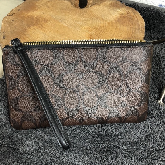 COACH WRISTLET - Picture 2 of 8